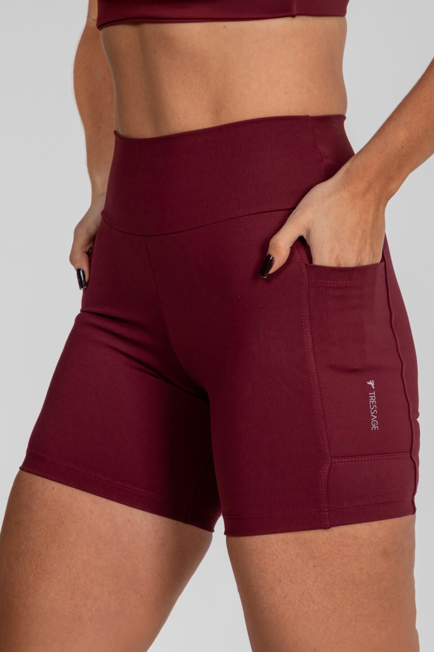 Short Feminino Meia Coxa Classic Bolso Lateral