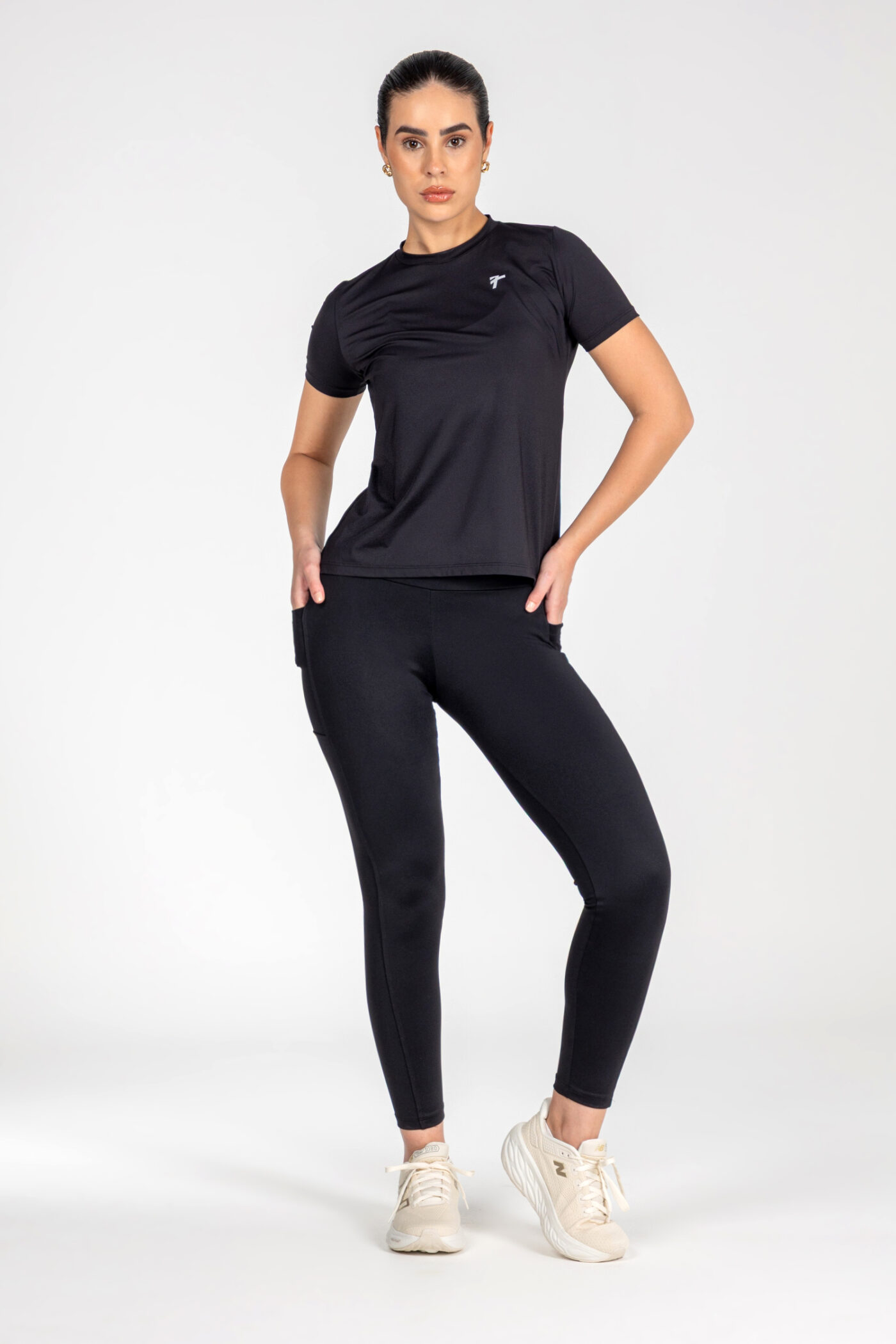 Calça Legging Basic Bolso Lateral